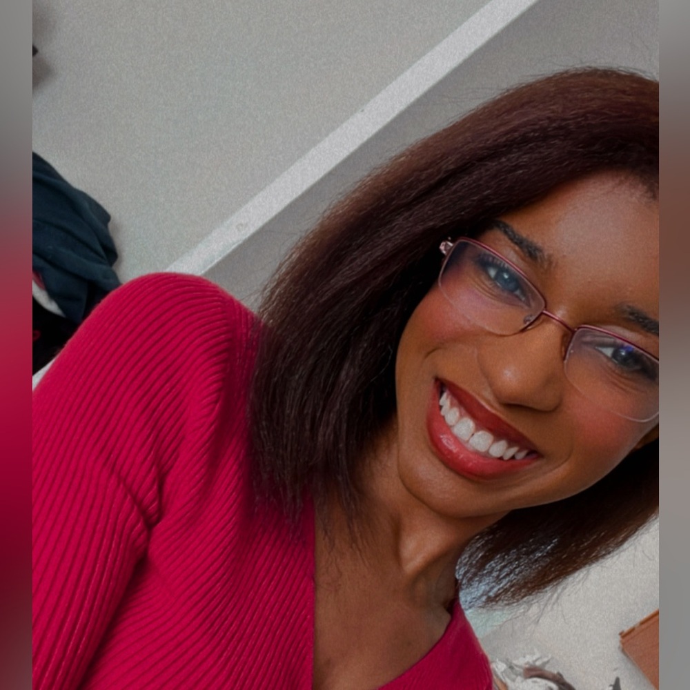 Meet your Posher, Dom🍒